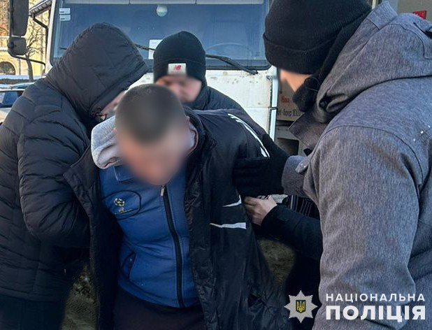 Двох мешканців Самбірщини підозрюють у розповсюджені наркотиків: знайшли докази