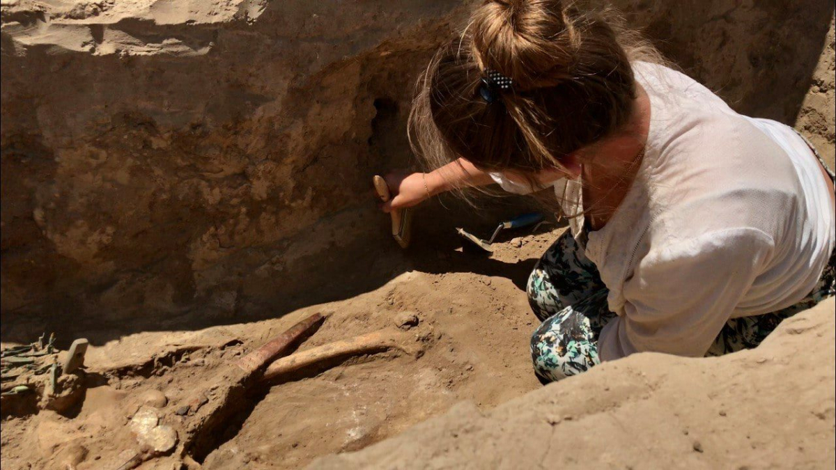 Археологи на Мамай-горі досліджують ногайські поховання XV ст