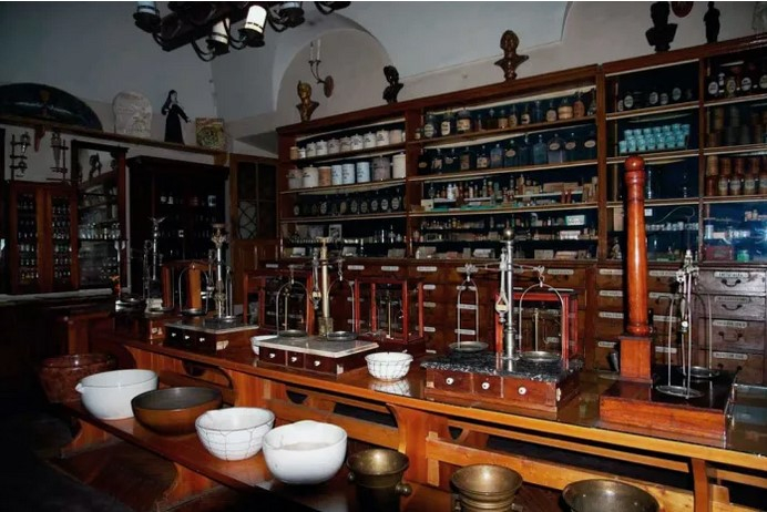 Аптека-музей на площі Ринок стане відділом Історико-краєзнавчого музею