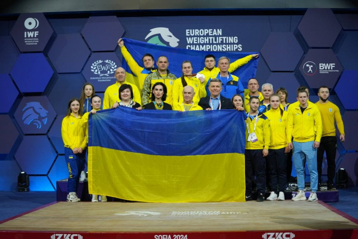 Жіноча збірна України з важкої атлетики виграла чемпіонат Європи 2024