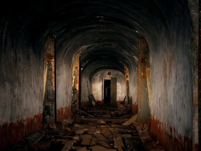 Підземелля Львова – військовий бункер «Лощина»