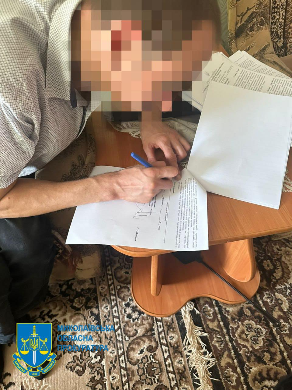 Миколаївський полісмен «зливав» конфіденційну інформацію ритуальному агентству
