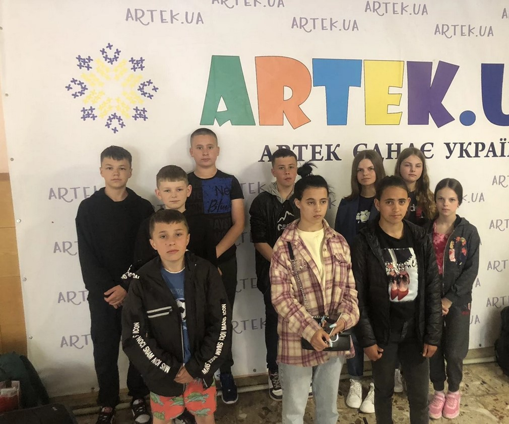 Ще 10 дітей зі Львівщини вирушила на оздоровлення в дитячий табір «Артек»