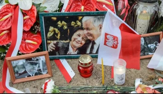Смоленська катастрофа: Президент України вшанував жертв трагедії