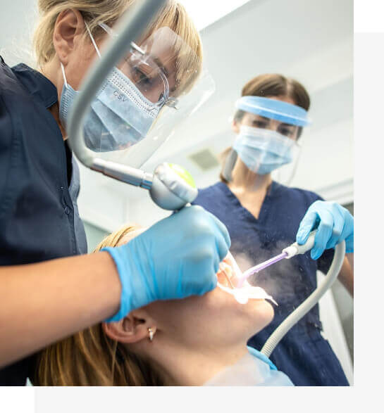 Кому найчастіше потрібна невідкладна стоматологічна допомога, і ще 5 болісних запитань