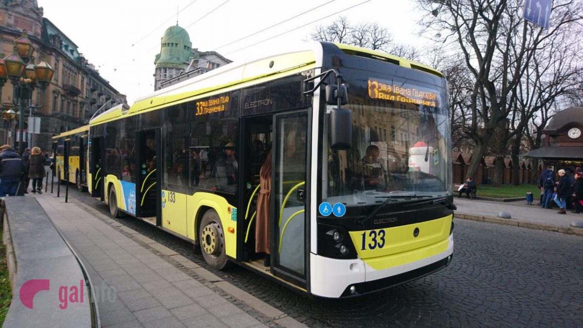 У Львові з 15 січня подорожчає проїзд у трамваях та тролейбусах. Оновлено
