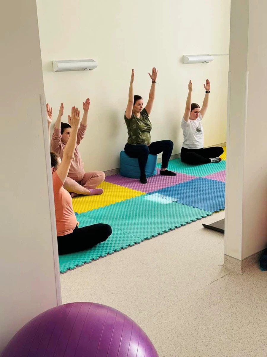 Вагітних запрошують на безплатні заняття йоги у Львові