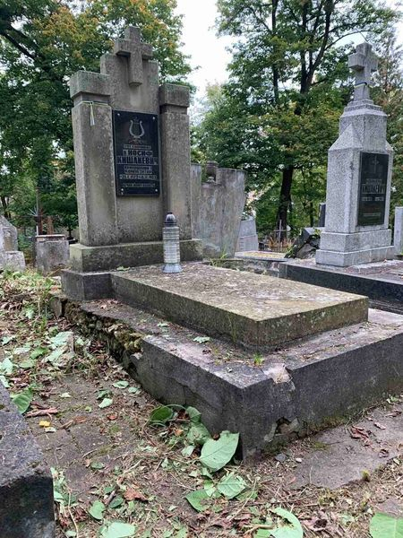 фото - пресслужба Личаківського кладовища