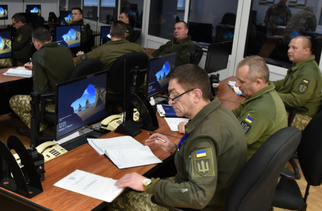 Перші військові тренування по новій структурі стандарту НАТО