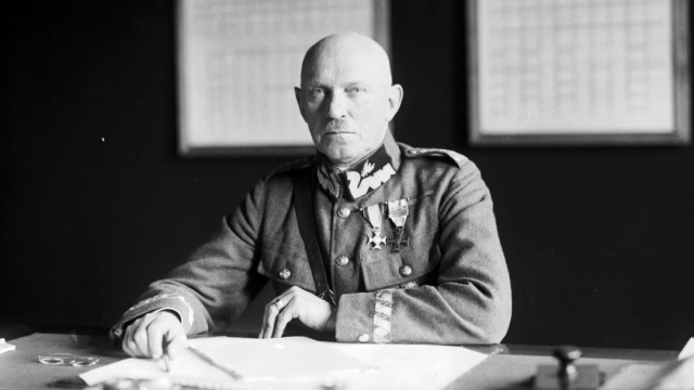 Граф Станіслав Шептицький, генерал броні Війська Польського. 1923 рік. Фото з Радіо Свобода.