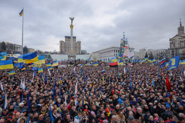 1 грудня 2013 року. Київ. Майдан Незалежності.