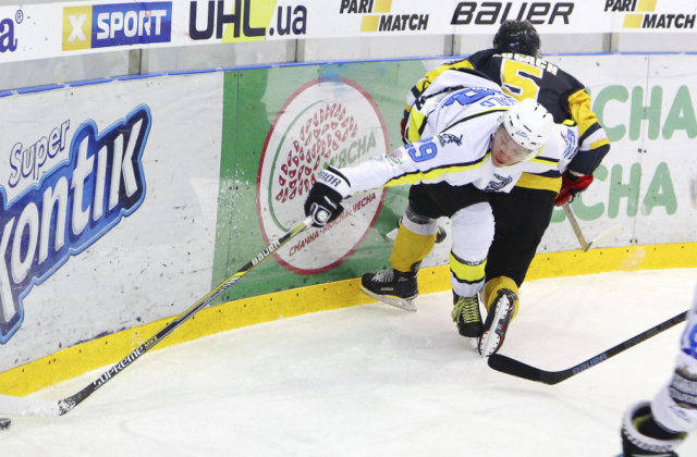 23 листопада матчем між «Дніпром» та «Білим Барсом» розпочався 19 тур чемпіонату України з хокею - чемпіонату Української хокейної ліги - Парі-Матч.