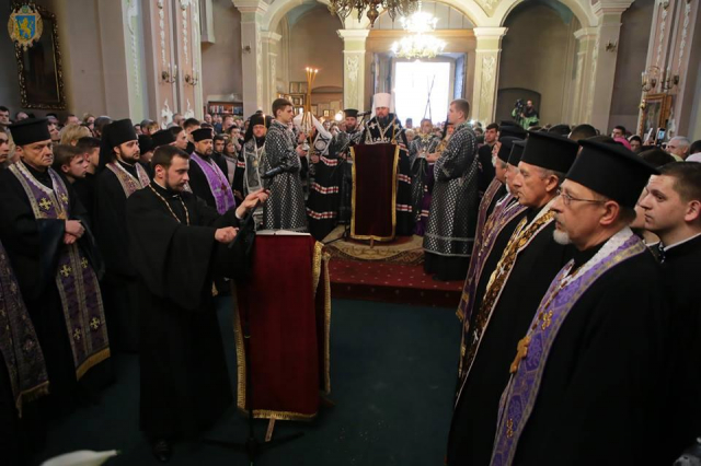 Митрополит Епіфаній у Львові читав Великий покаянний канон