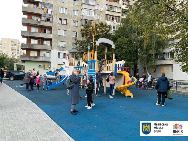 В Шевченківському районі облаштували новий громадський простір