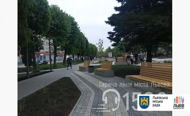 На вул. Гашека у Львові облаштовують громадський простір
