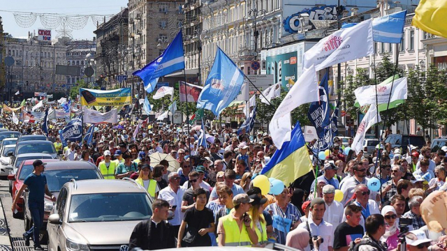 У Києві відбулась хода на захист прав дітей і сімей