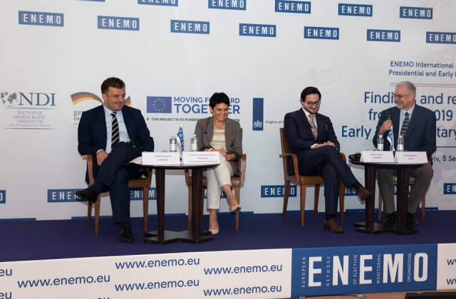 Члени ЦВК обговорили проблемні питання виборів в Україні на круглому столі ENEMO