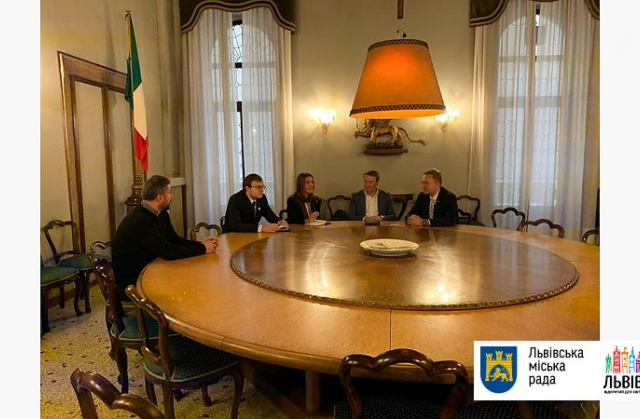 Львівська делегація перебуває з робочим візитом у Венеції в рамках Бієнале культури