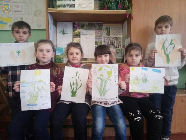 На Львівщині дітям розповіли про значення рослин із Червоної книги