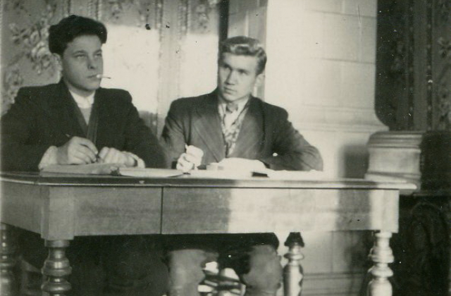 Богдан Сташинський (зліва)