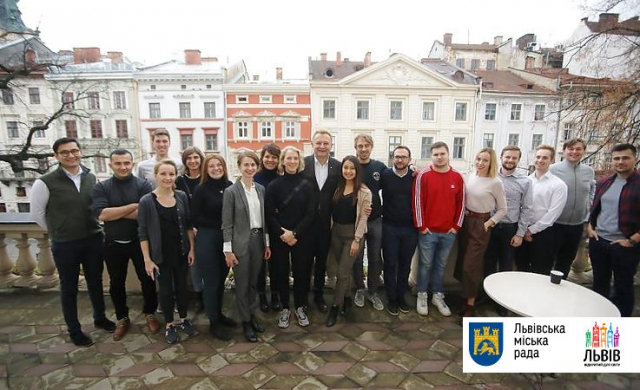 У Львові на навчанні перебуває група молодих підприємців з Норвегії