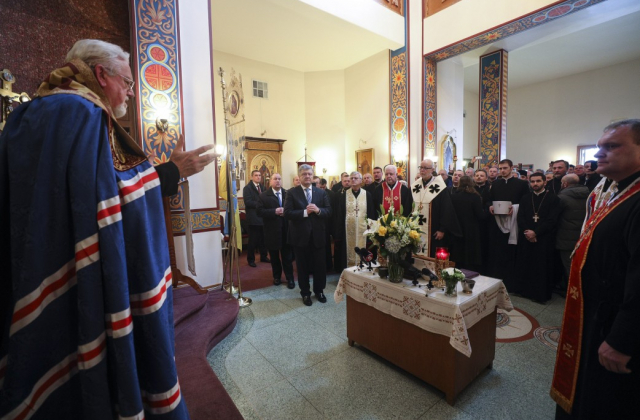 Петро Порошенко у США взяв участь у панахиді за загиблими Героями Небесної Сотні