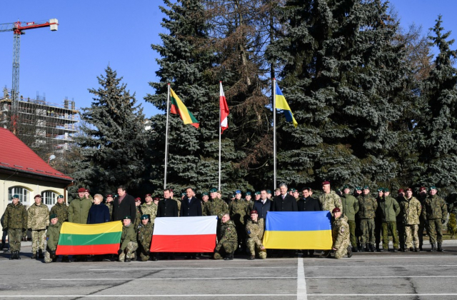 Президенти України, Польщі та Литви відвідали ЛитПолУкрБриг
