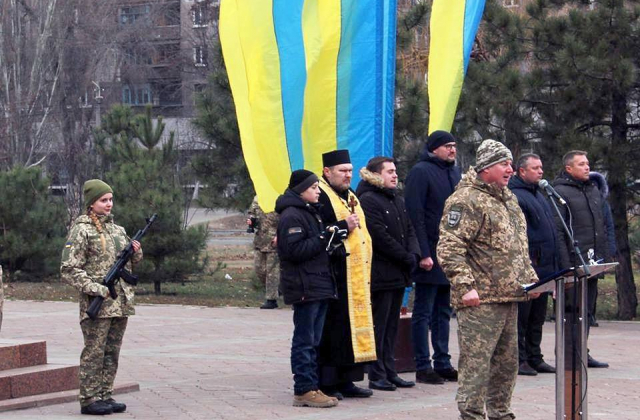 У Маріуполі бійці Донецької територіальної оборони урочисто прийняли Військову присягу