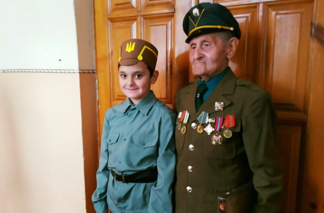 Ветеран УПА Йосип Клюс завітав до школи на Самбірщині