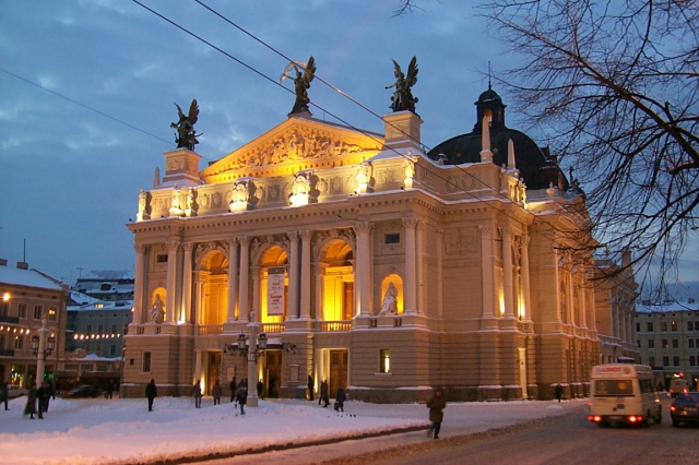 Фото з opera.lviv.ua.