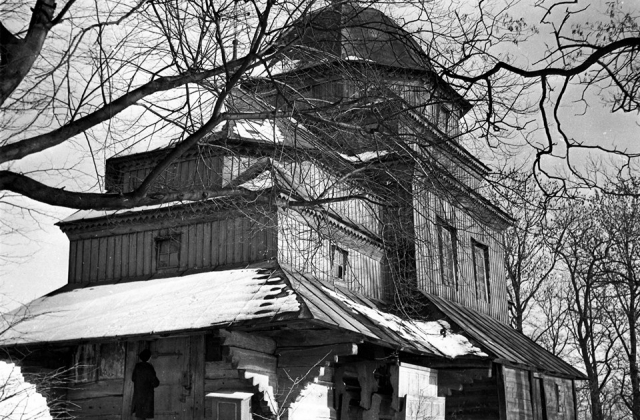Успенська церква в Яворові до пожежі