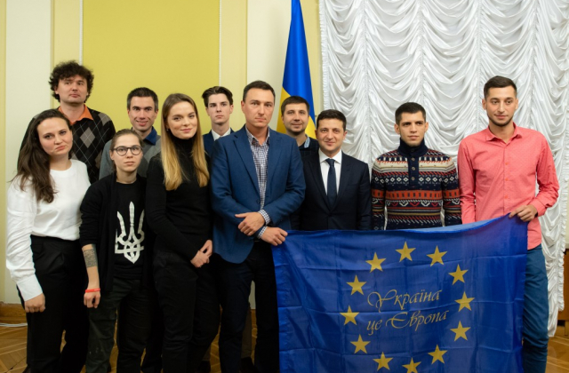 Володимир Зеленський зустрівся з учасниками Євромайдану