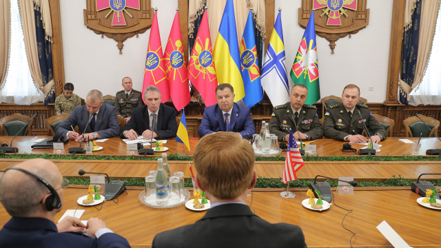 Міністр оборони України зустрівся з сенатором США Джеймсом Ленкфордом