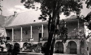 Замок у Поморянах, фото 1925 року. Фото з сайту Фотографії старого Львова.