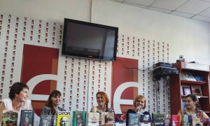 фото: Книгарня Є (зліва направо: Наталія Хороз, Мар