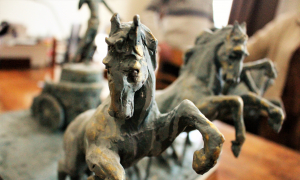 Фото: Олена Ляхович, Гал-інфо. скульптура Аполлона у квадризі коней.