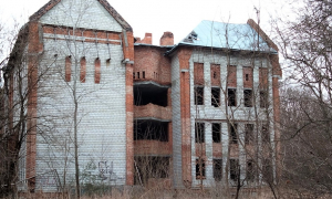 Недобудована школа в Брюховичах