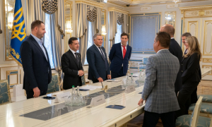 Президент провів зустріч з керівництвом Світового конгресу українців
