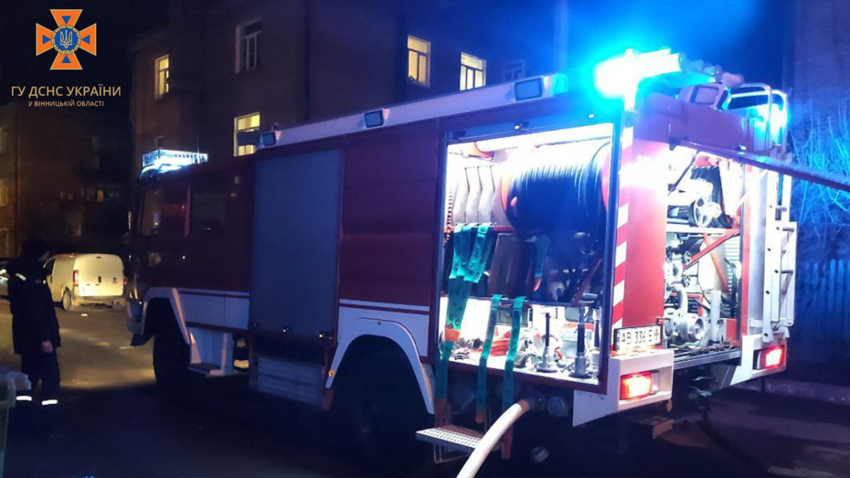 Пожежа у Вінниці: 55 евакуйованих, 1 загиблий