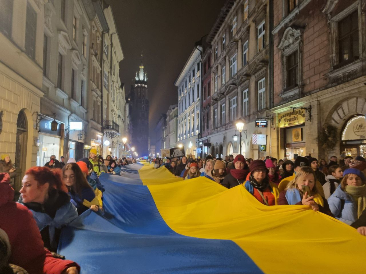 Світлини з акції у Кракові, Генеральне консульство України в Кракові