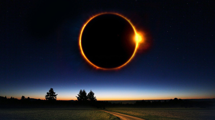Сьогодні мешканці землі побачать сонячне затемнення і "вогняне кільце"