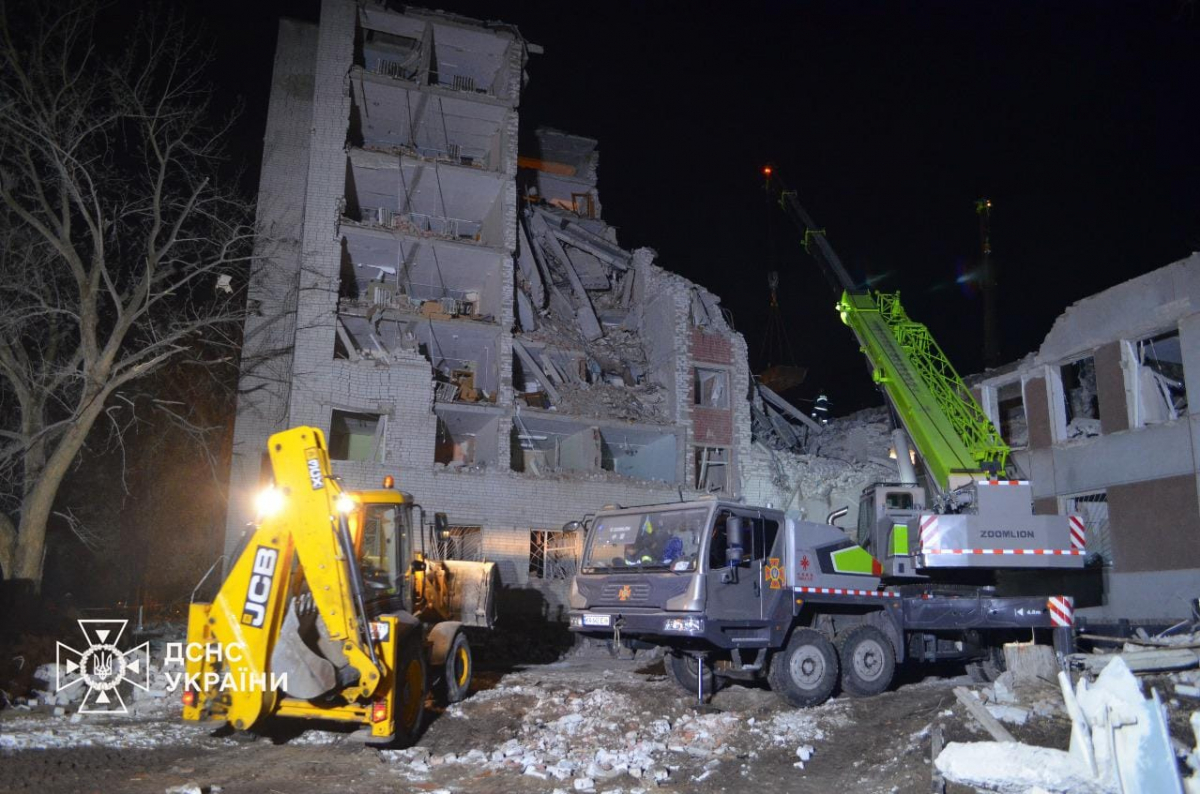 У Чернігові завершилась рятувальна операція: 18 загиблих, 78 поранених