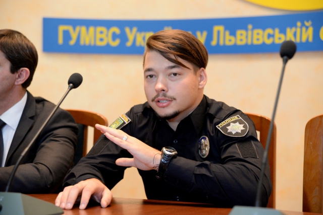 Начальник поліції Києва Зозуля потрапив в ДТП