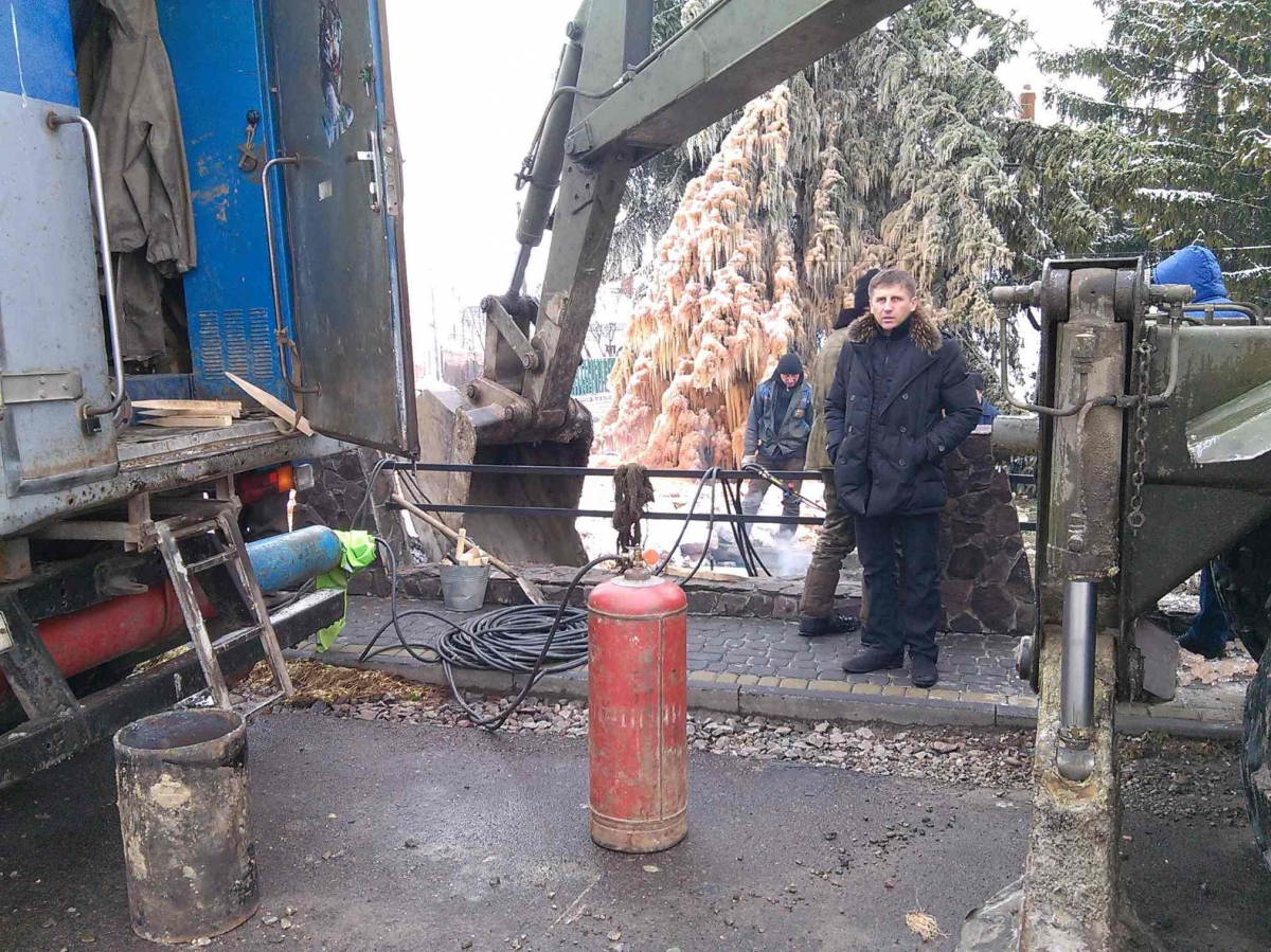 У Грибовичах, що біля Львова,  5 січня прорвало водогін