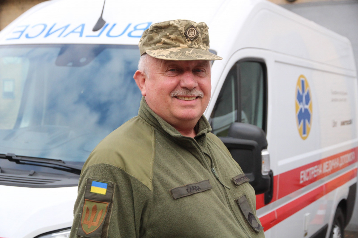 Богдан Гайда - водій військової швидкої