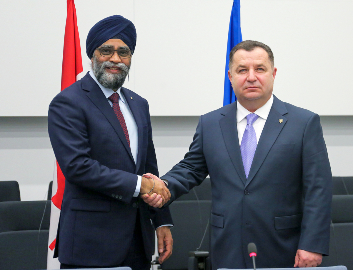 Міністри оборони України та Канади обговорили основні напрямки зосередження зусиль
