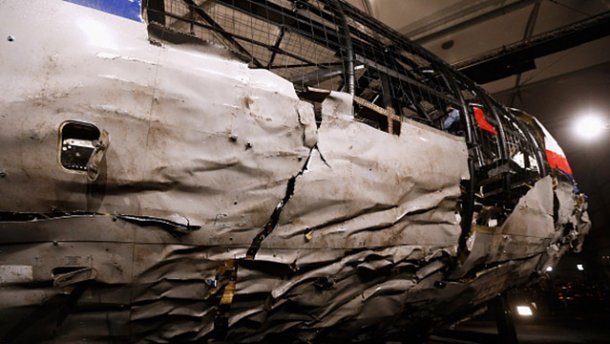 Реконструкція збитого літака МН17 / GettyImages