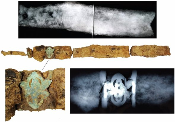 Археологи виявили зотліле поховання із мечем та керамікою. Автор: Archaeology South-East / UCL