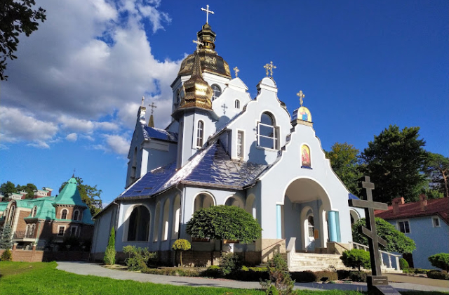 Введення в храм Пресвятої Богородиці: які храми Львова відзначають празник