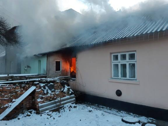 У Львові горів нежитловий будинок